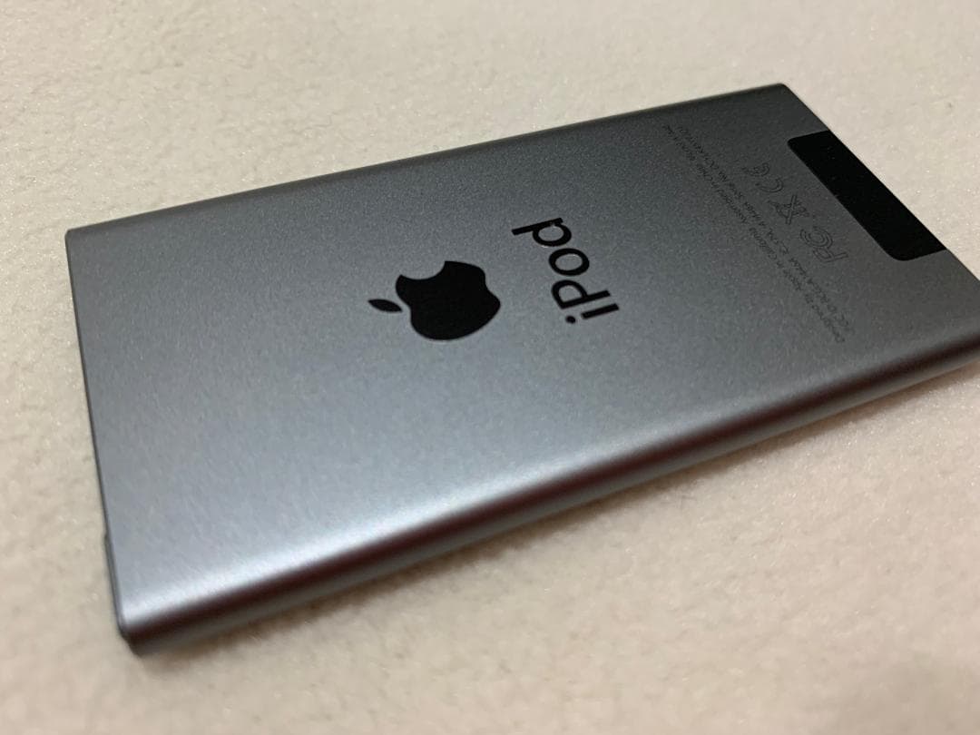 Apple iPod nano 第7世代 16GB スペースグレー