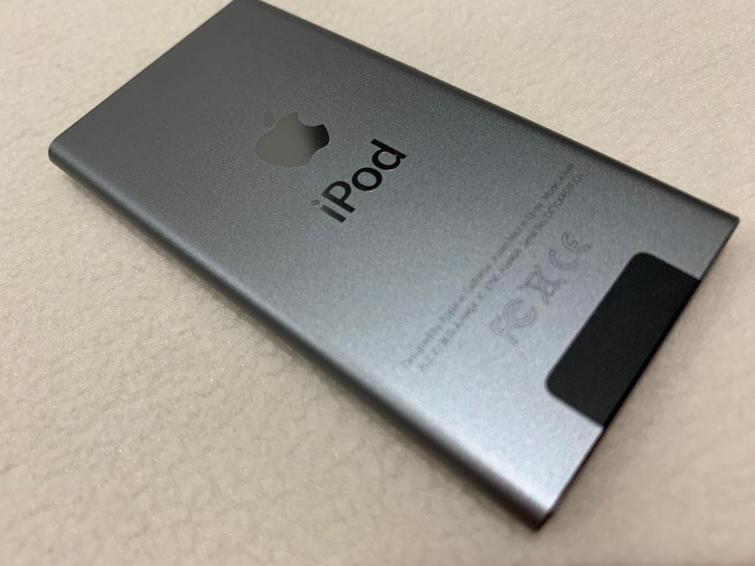 Apple iPod nano 第7世代 16GB スペースグレー