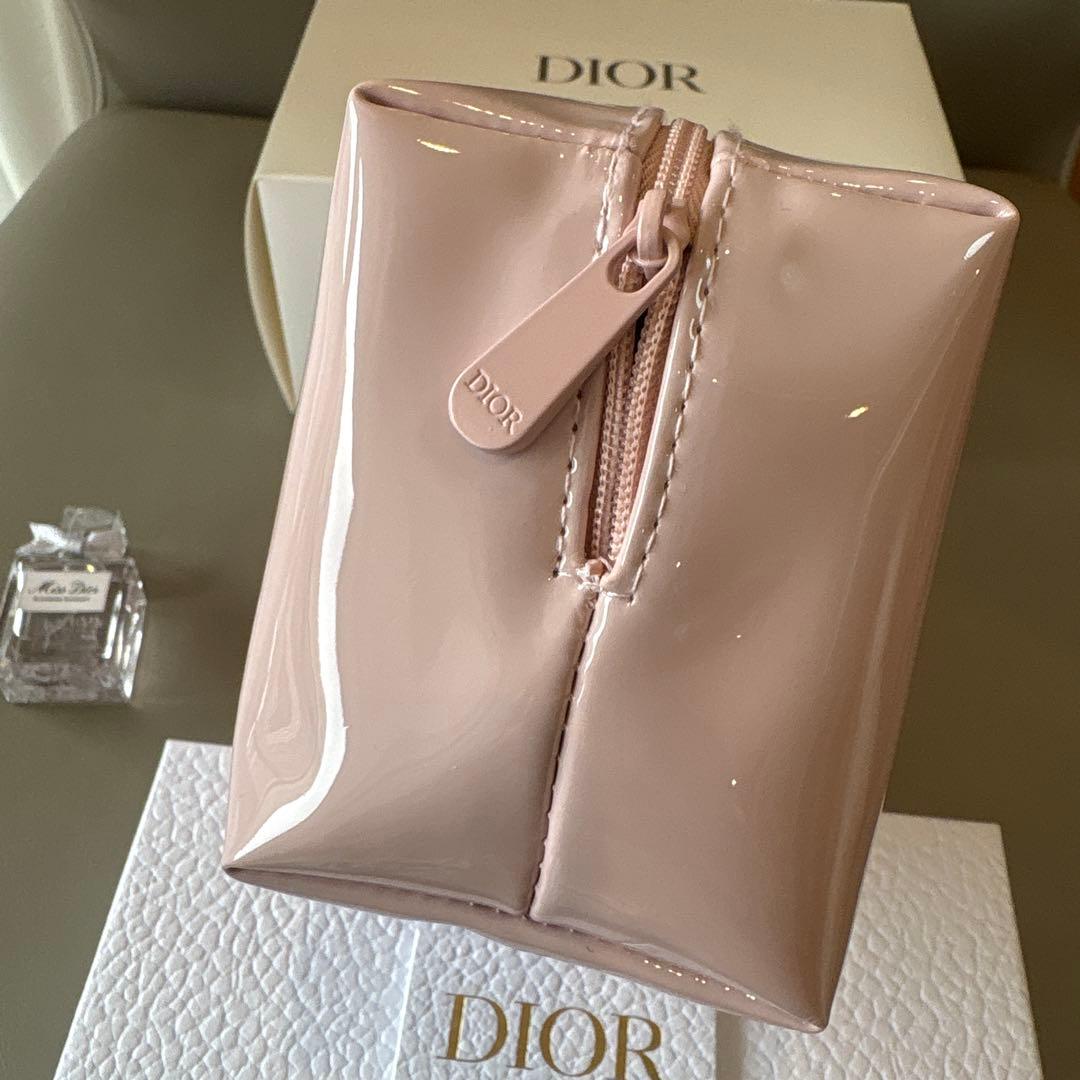 Dior 香水4本セット +ミニ香水　ピンクポーチ付き