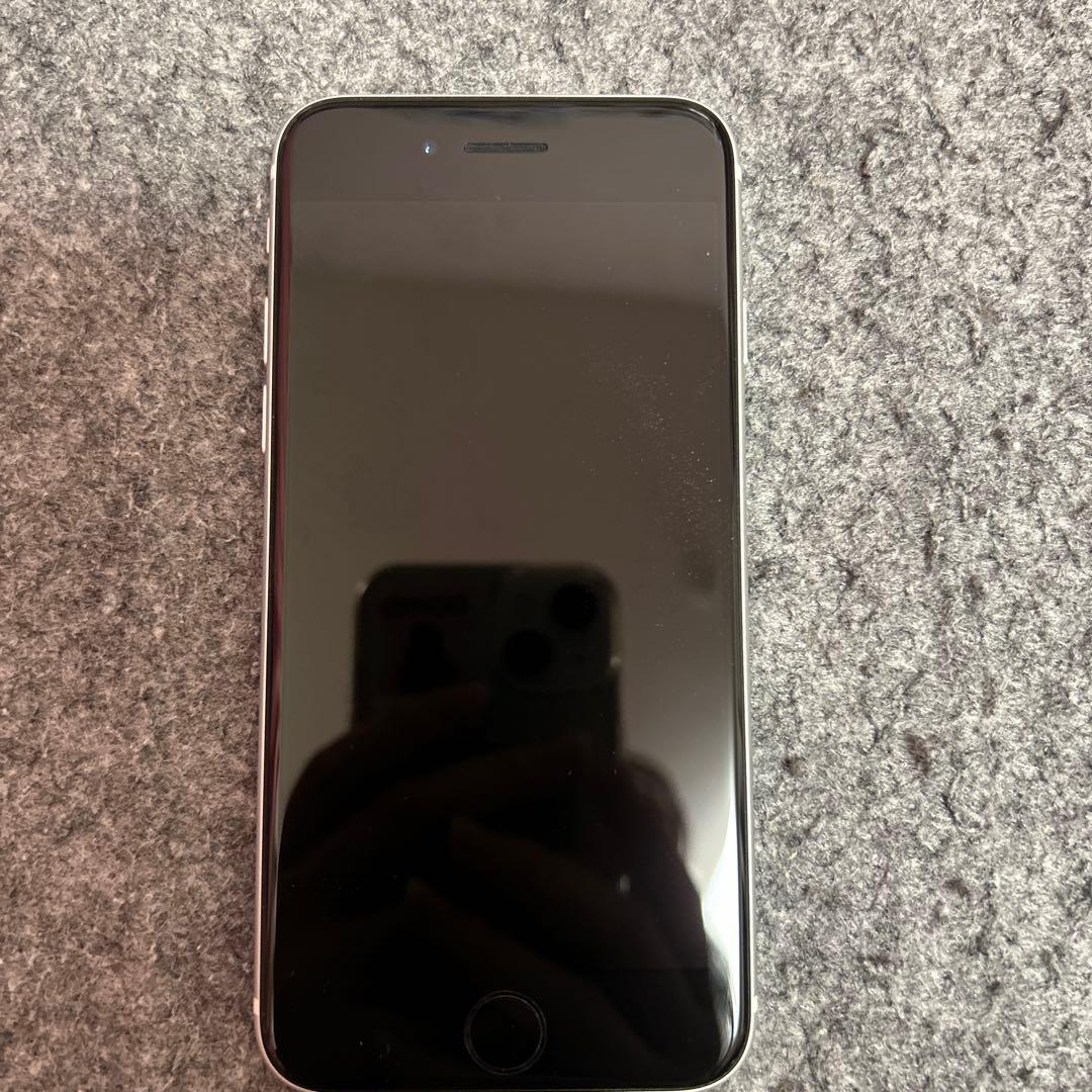iPhone SE 128GB SE2 第2世代 ホワイト au 本体のみ 美品