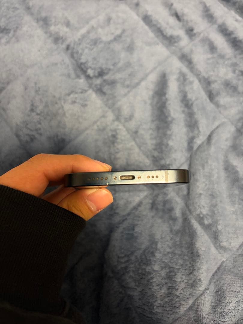 最終値下げ！美品！！Apple iPhone 13 ミッドナイト 本体