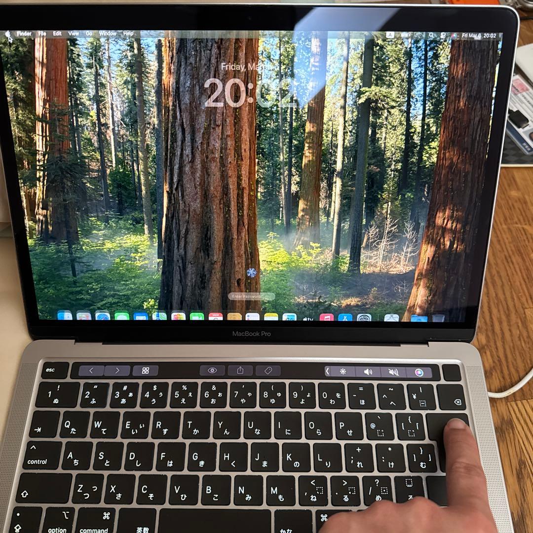 MacBook Pro M1 (2020) シルバ