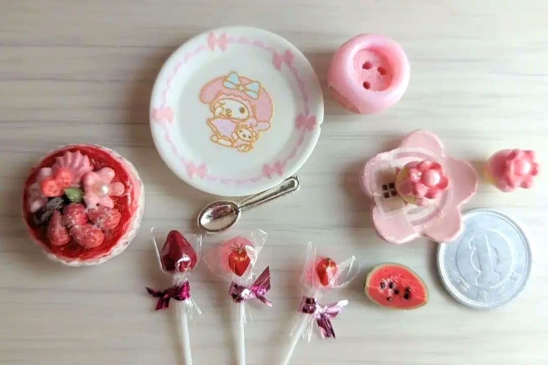 ミニチュア◆いちごとお花のデザート◆