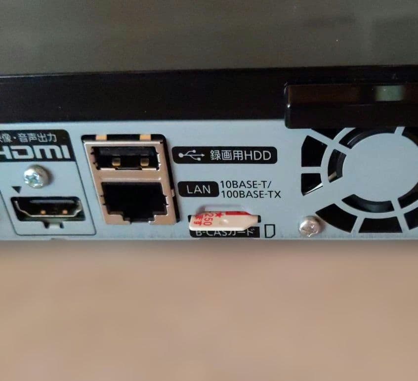 y*s様 美品 パナソニック ポータブルテレビ プライベートビエラ UN-10T