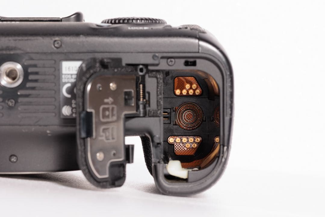 Canon EOS 6D ボディ実用品