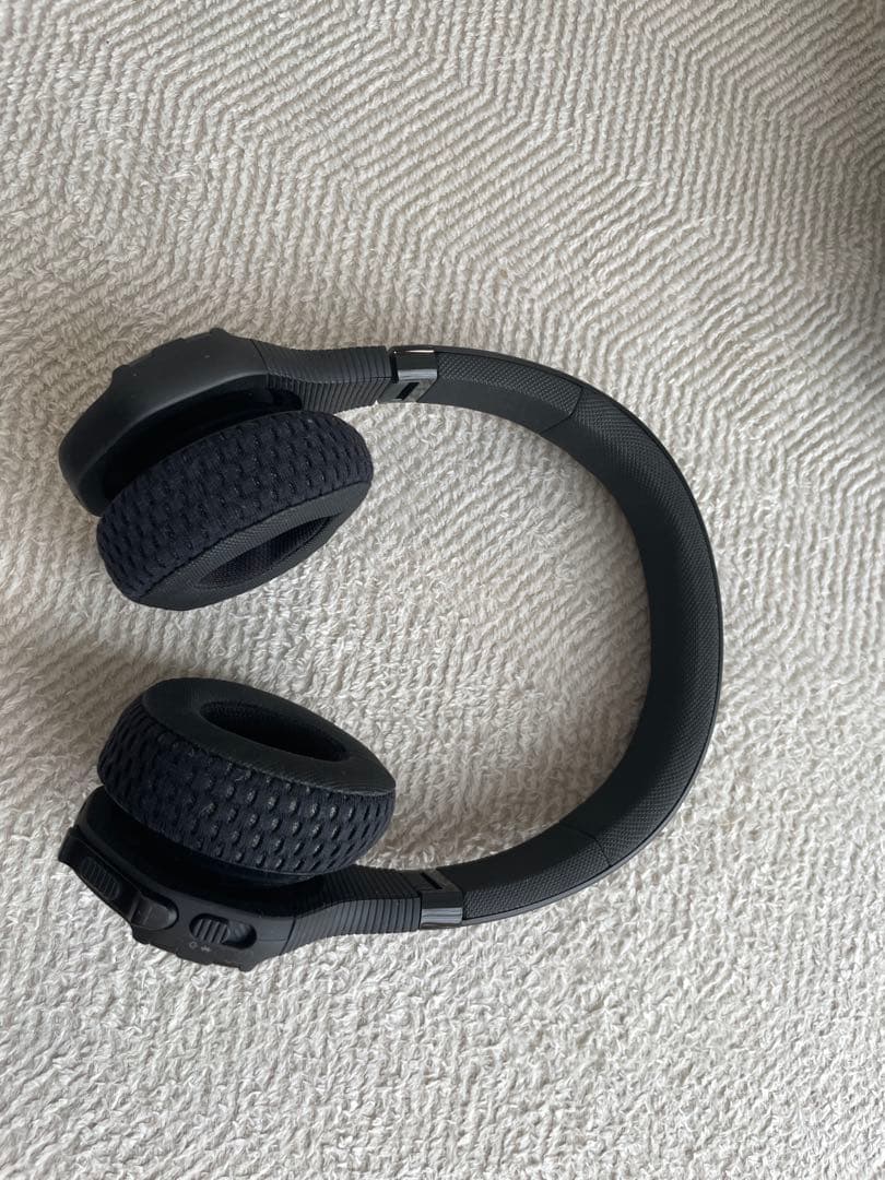 Under Armour project ROCK JBLワイヤレスヘッドホン
