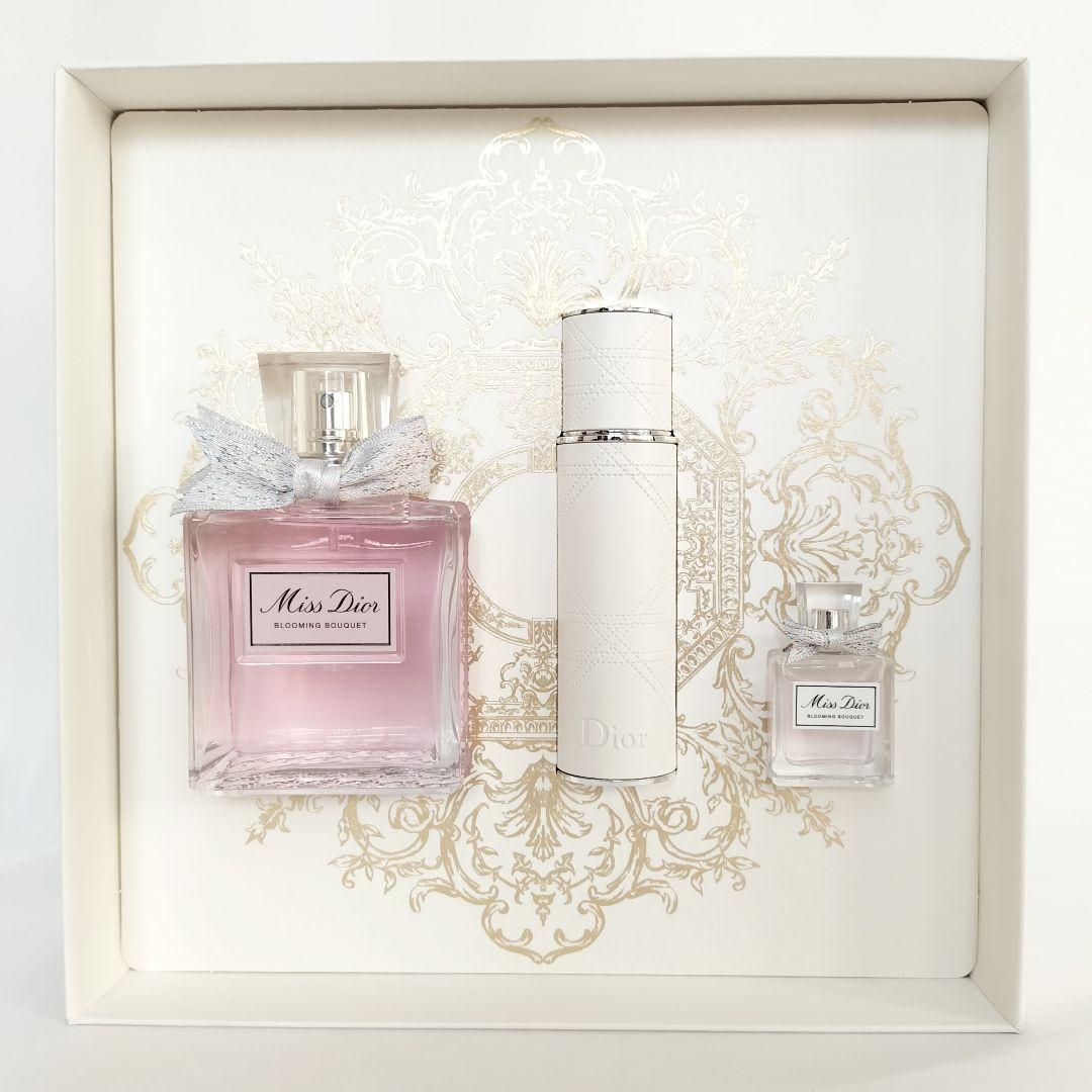 【Dior】ホリデーギフトセット ブルーミングブーケ アトマイザー