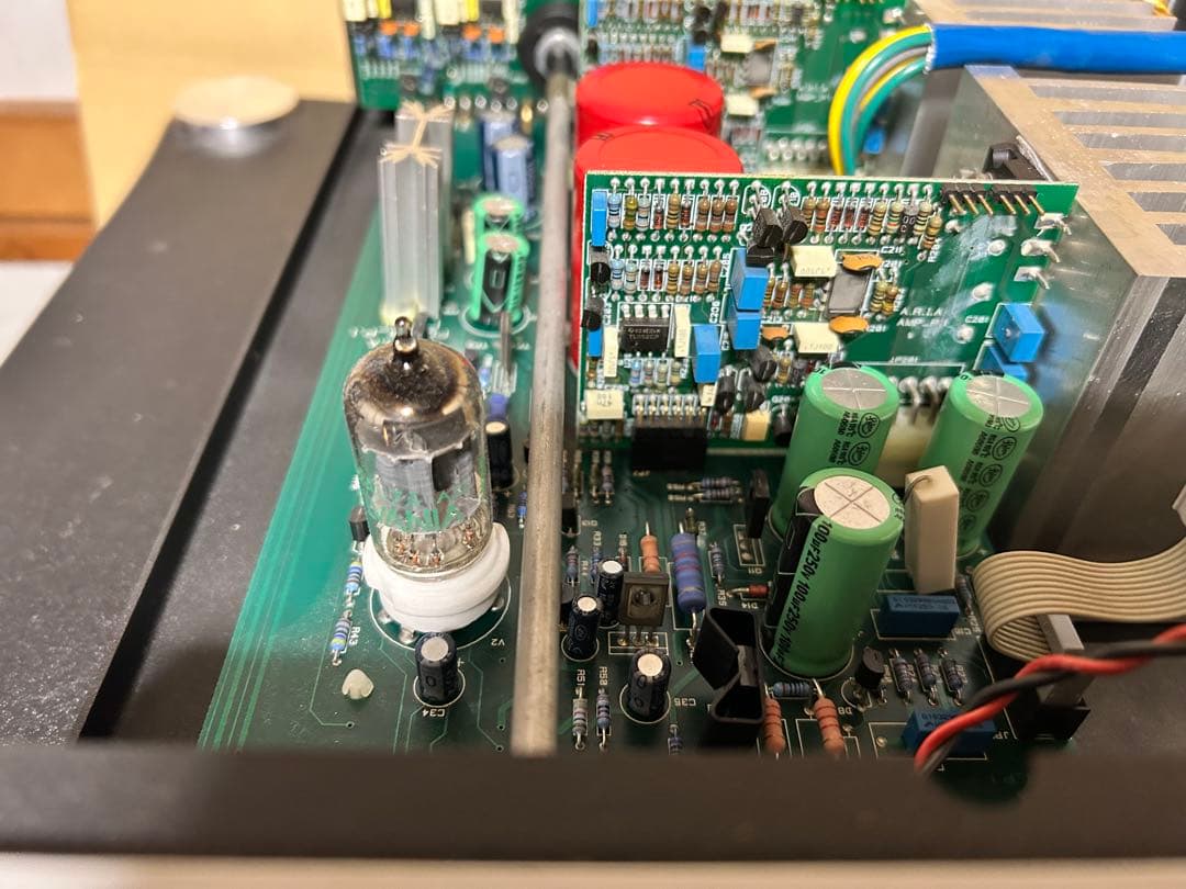 Unison Research UNICO P Hybridプリメインアンプ