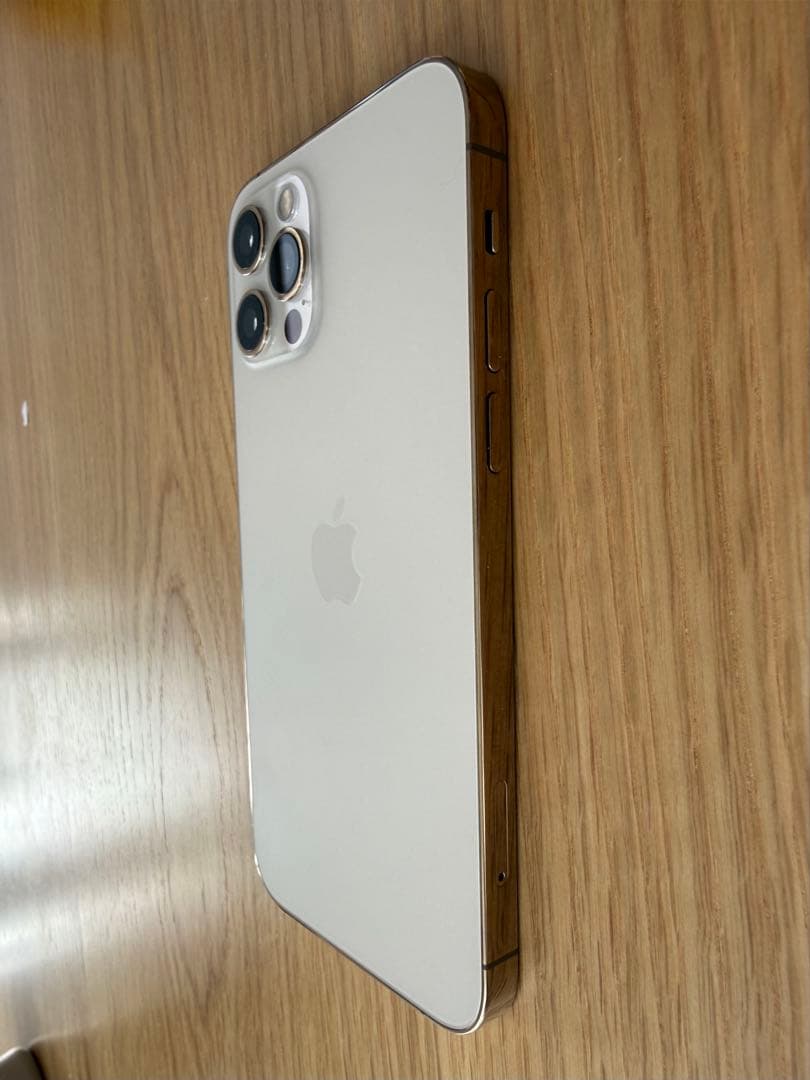 Apple iPhone 12 Pro 256GB シルバー