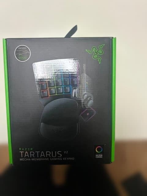 Razer TARTARUS V2 ゲーミングキーボード