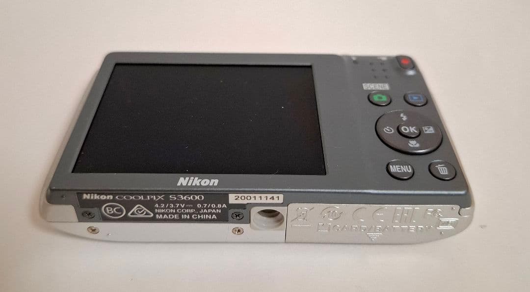 [美品]NIKON クールピックス COOLPIX S3600 コンデジ