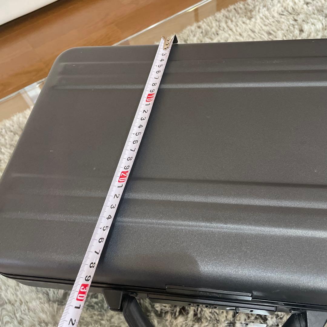 ZERO HALLIBURTON セキュリティケース 　アタッシュケース