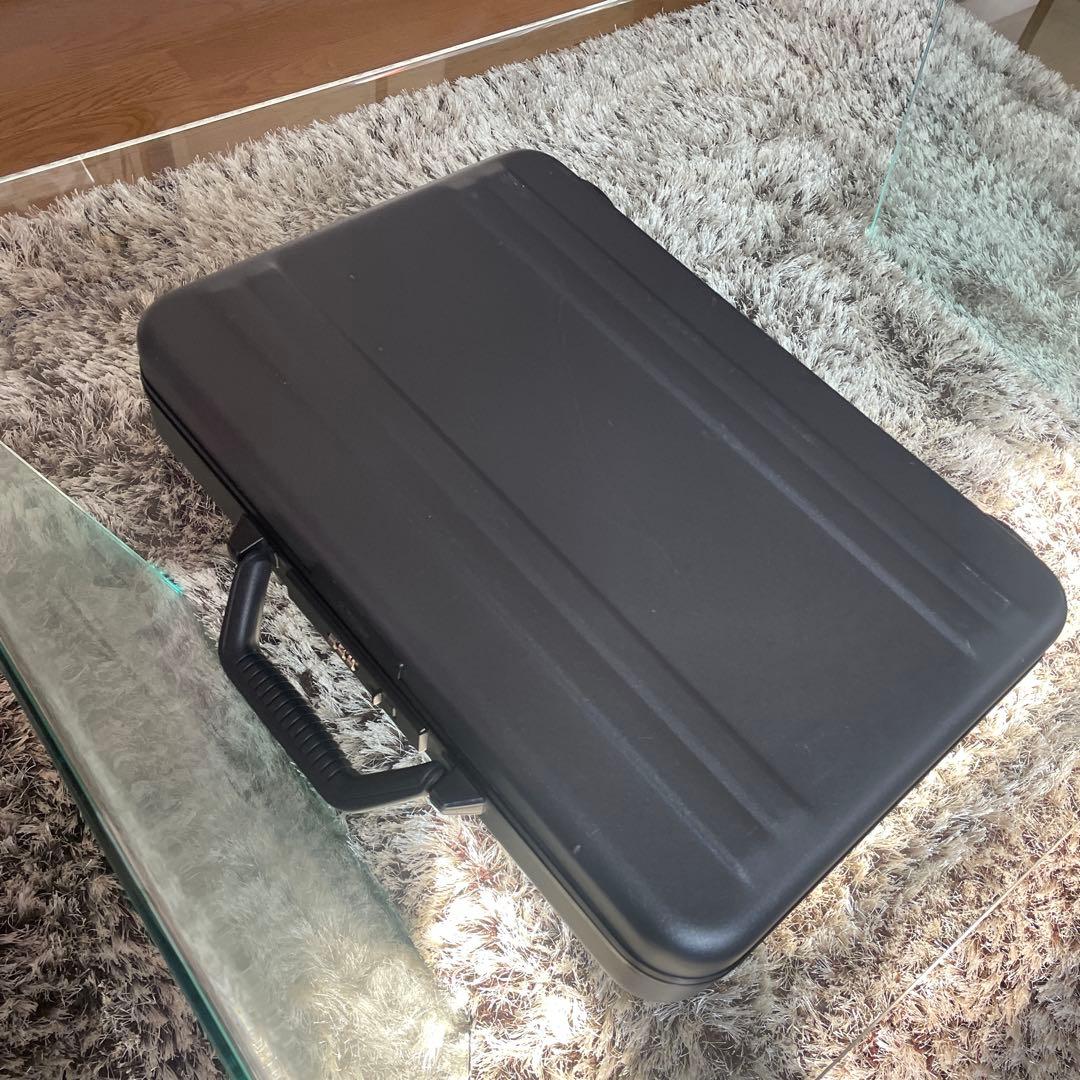 ZERO HALLIBURTON セキュリティケース 　アタッシュケース