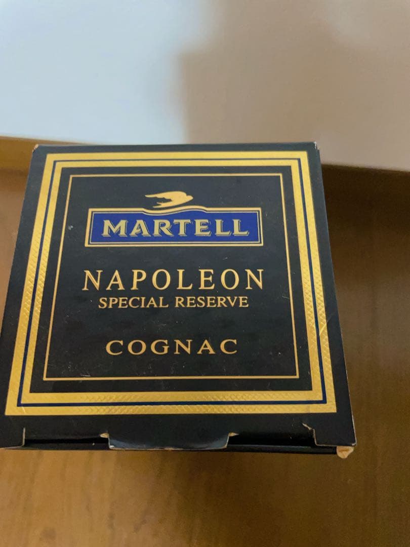 MARTELL ナポレオン　コニャック　ブランデーアルコール40℃ 箱入未開封