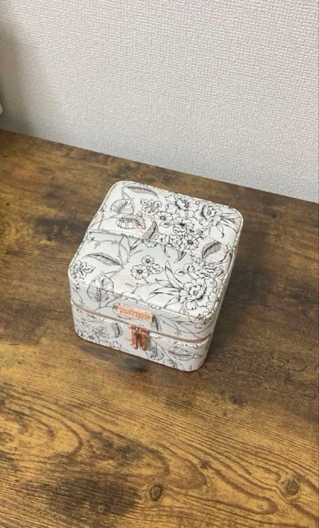 【美品】doTERRA　バニティケース ポーチ 限定品