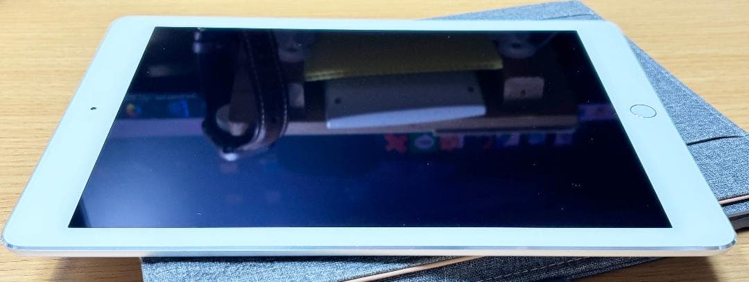 iPad Air2 16GB シルバーカバー付 バッテリー86% 診断済 即使用