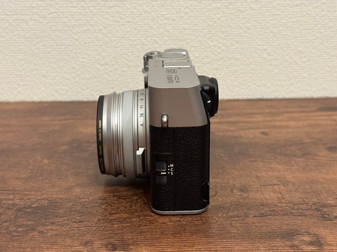FUJIFILM X100iv シルバー 美品 ショット数1,655枚