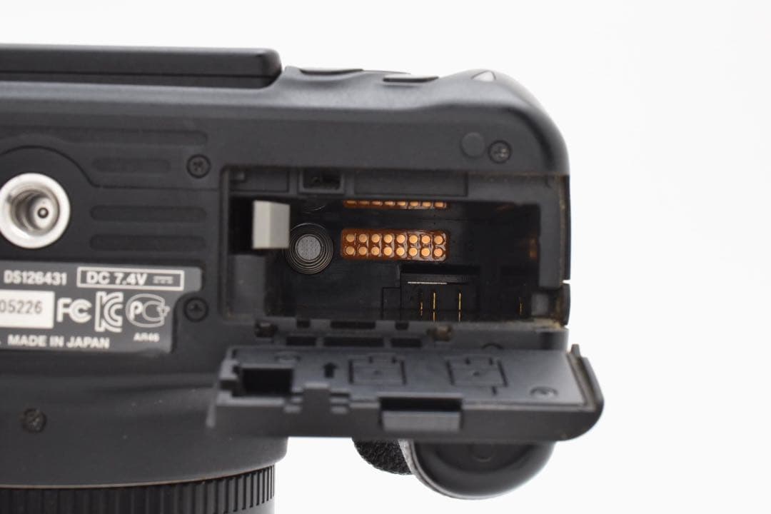 デジタル一眼レフカメラCANON EOS Kiss X7i標準レンズセット