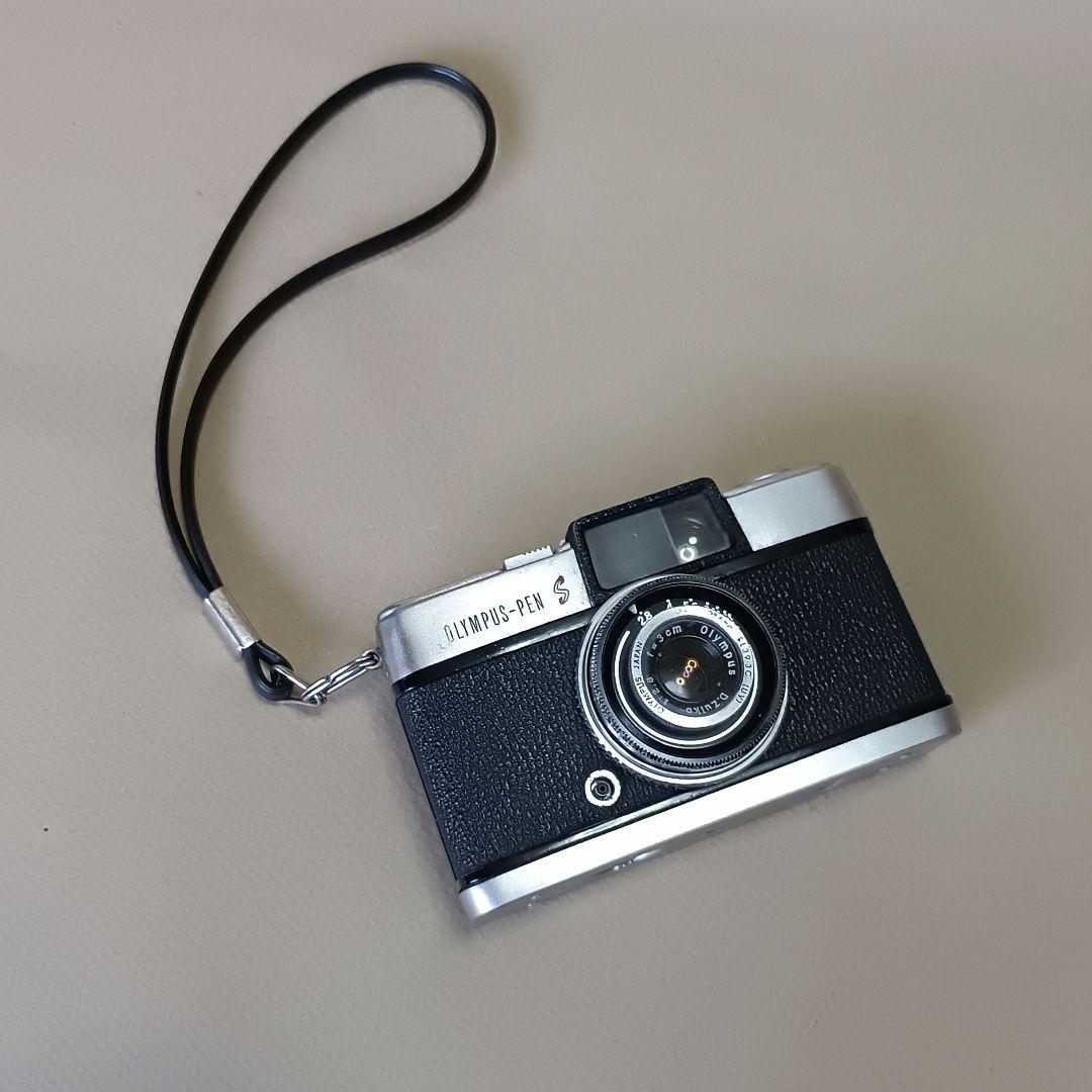 フィルムカメラ　オリンパスペンS2.8（モルト交換済）