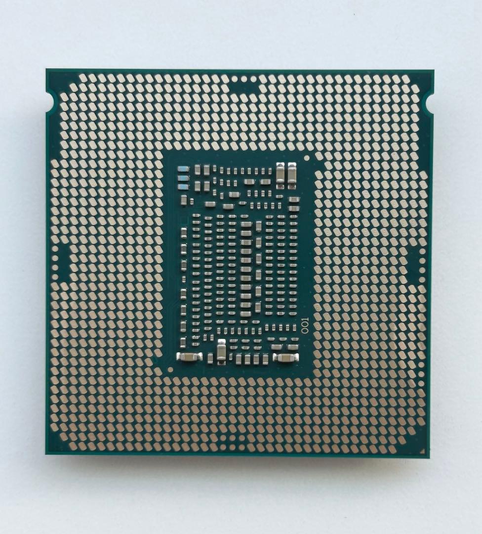 INTEL XEON E-2226G 6コア インテル CPU 動作確認済み