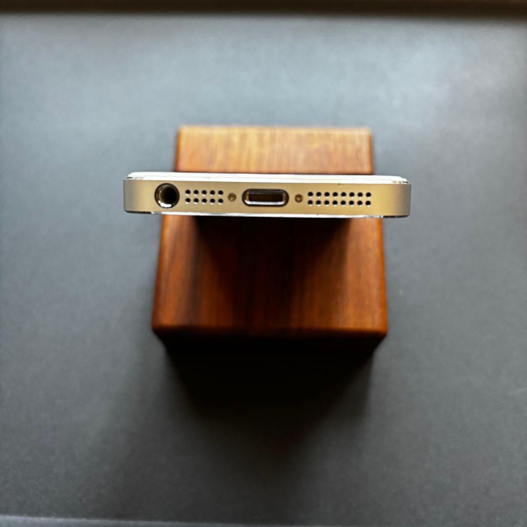 ✨バッテリー新品交換済 : 美品 ✨Apple iPhone 5s Silver
