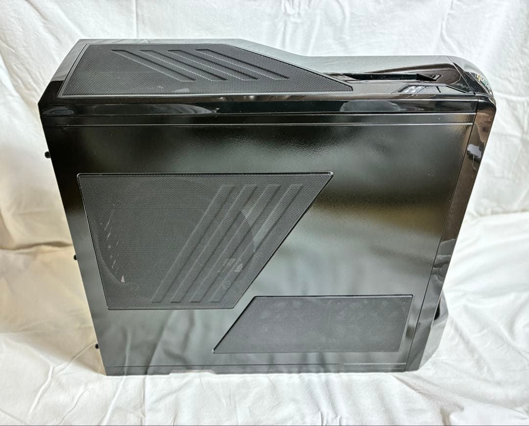 希少 NZXT製のPCケース「Phantom-BK」PHAN-001BK