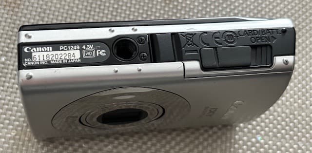 【動作確認済】Canon キャノン IXYDIGITAL 910IS シルバー