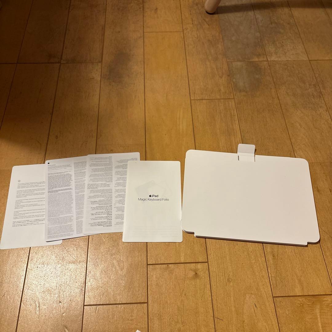 Magic Keyboard Folio(写真のiPadは含みません)