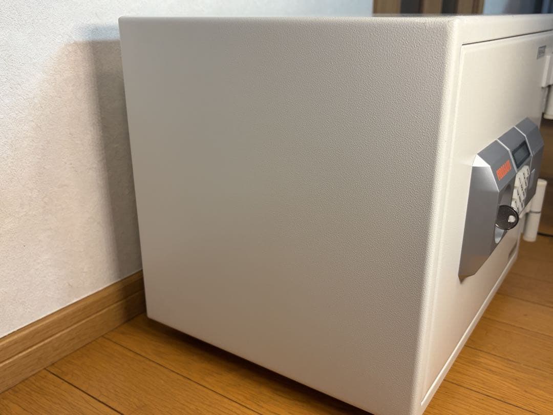 エーコー EIKO 小型耐火金庫 テンキー式 シリンダー式 ES-9PKW