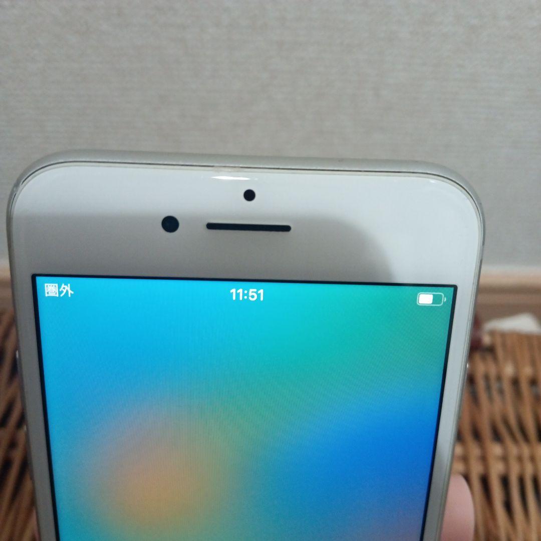 iPhone8　シルバーホワイト　美品