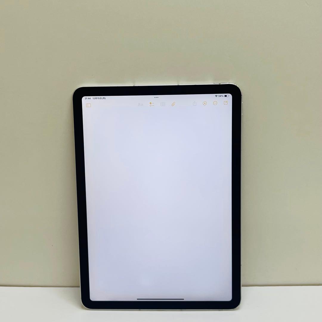 iPad Air 第4世代 64GB Wi-Fi + Cellular 84%