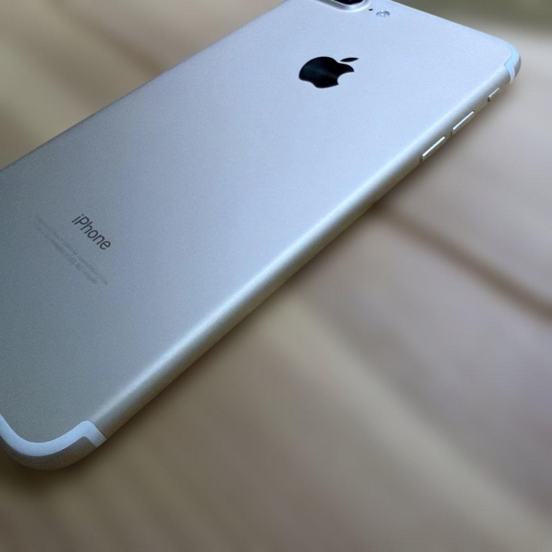 iPhone7 Plus 128GB ゴールド　MN6H2J/Aバッテリー81%