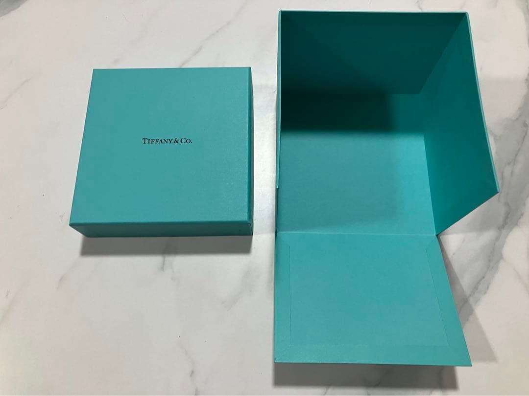 Tiffany ティファニー　バングルケース空箱