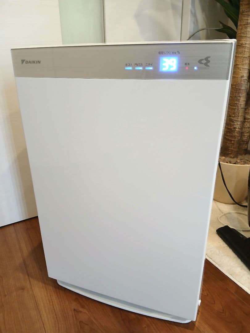 ダイキン　空気清浄機　MCK70V-W