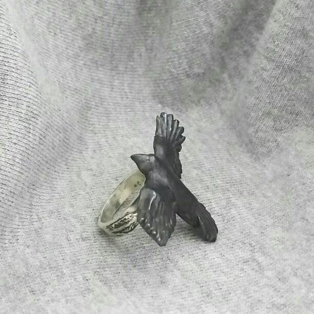 カラスリング