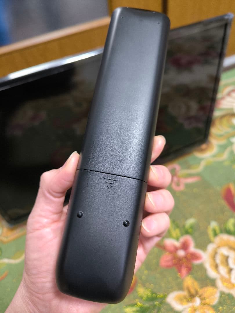 早い者勝ち未使用に近い Hisense 24A50 24型テレビ 保護フィルム付