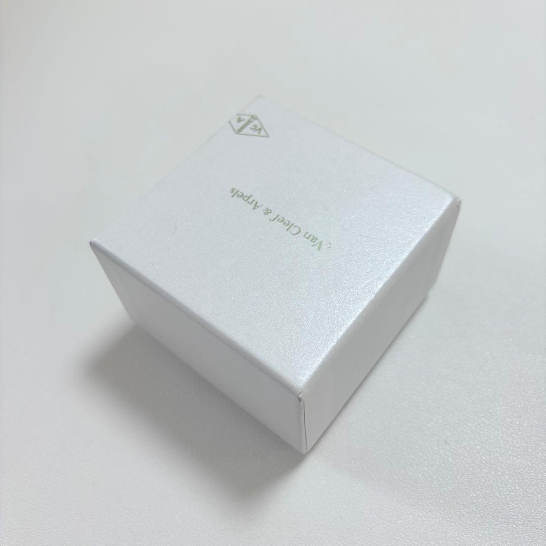 美品　ヴァンクリーフ&アーペル　ブレスレットケース　空箱　アクセサリー入れ　C