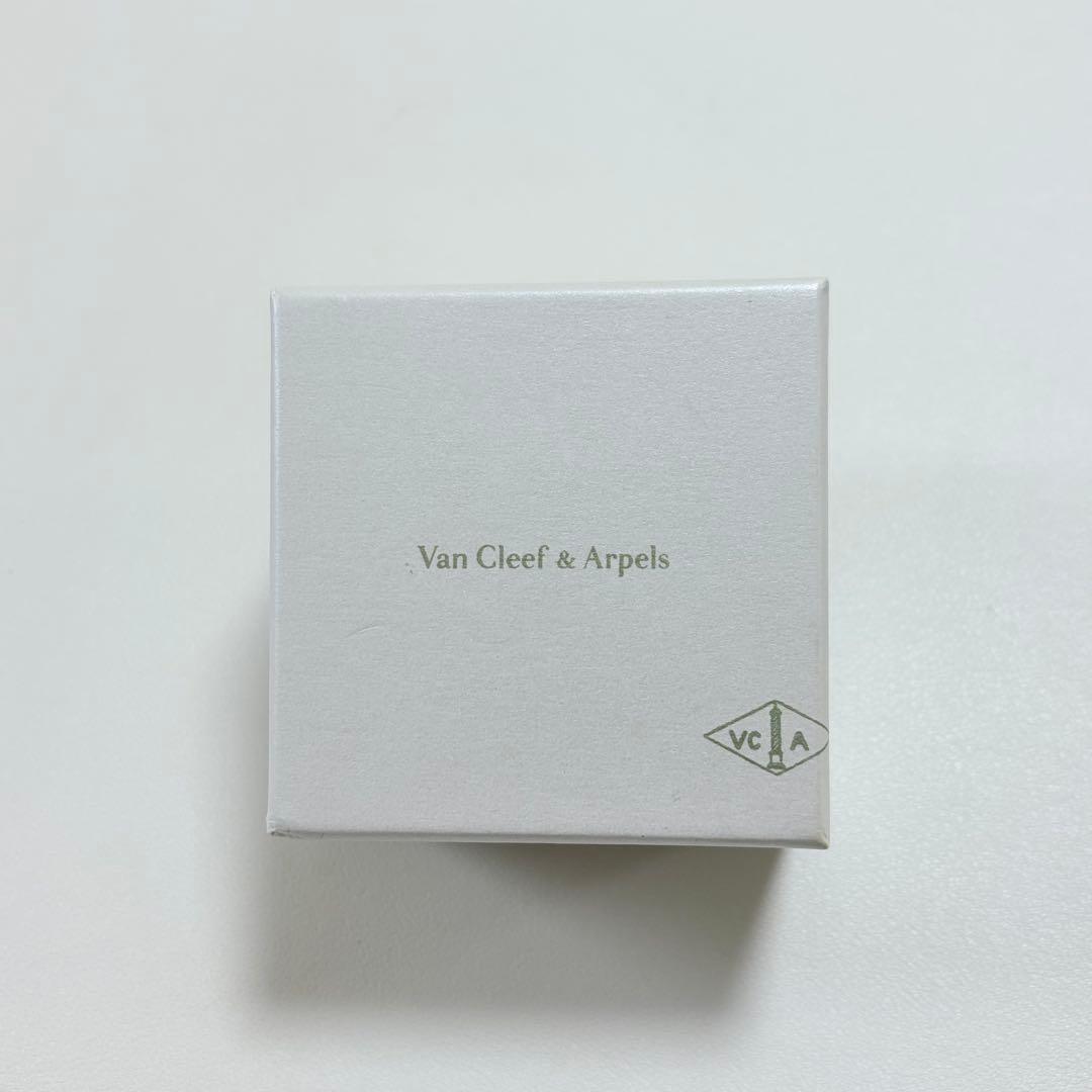 美品　ヴァンクリーフ&アーペル　ブレスレットケース　空箱　アクセサリー入れ　C