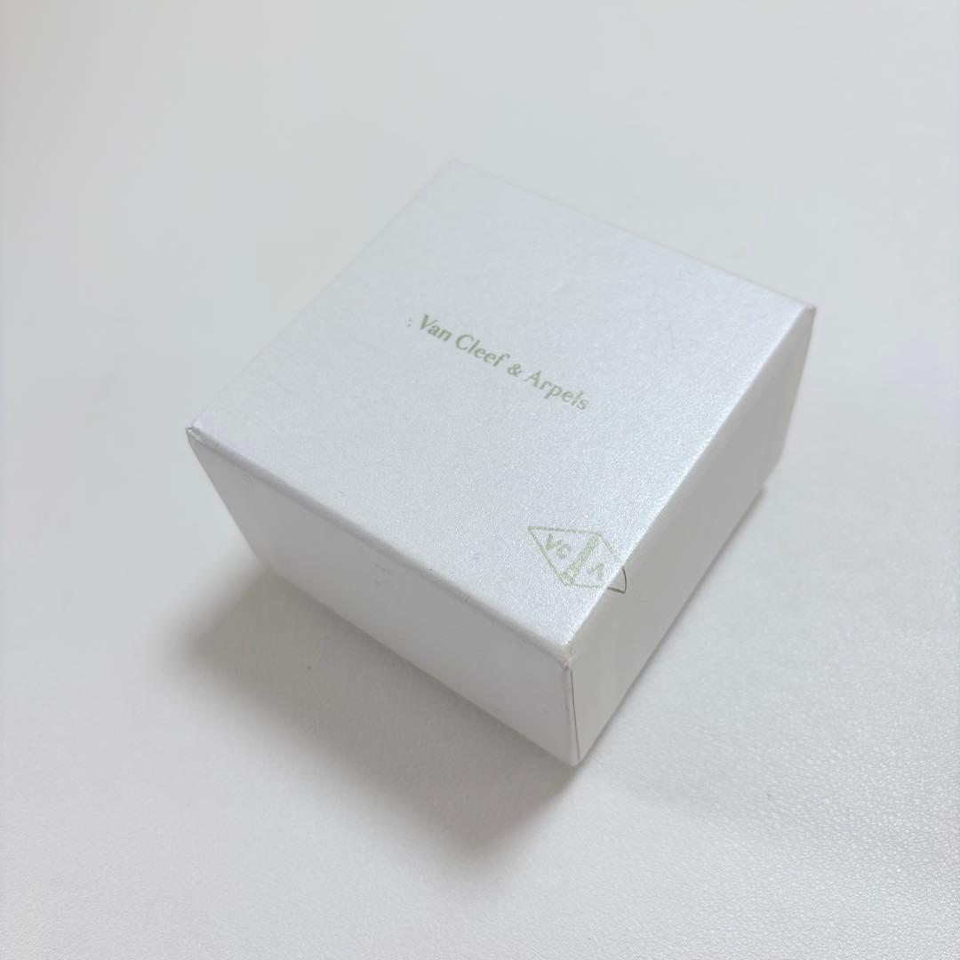 美品　ヴァンクリーフ&アーペル　ブレスレットケース　空箱　アクセサリー入れ　C