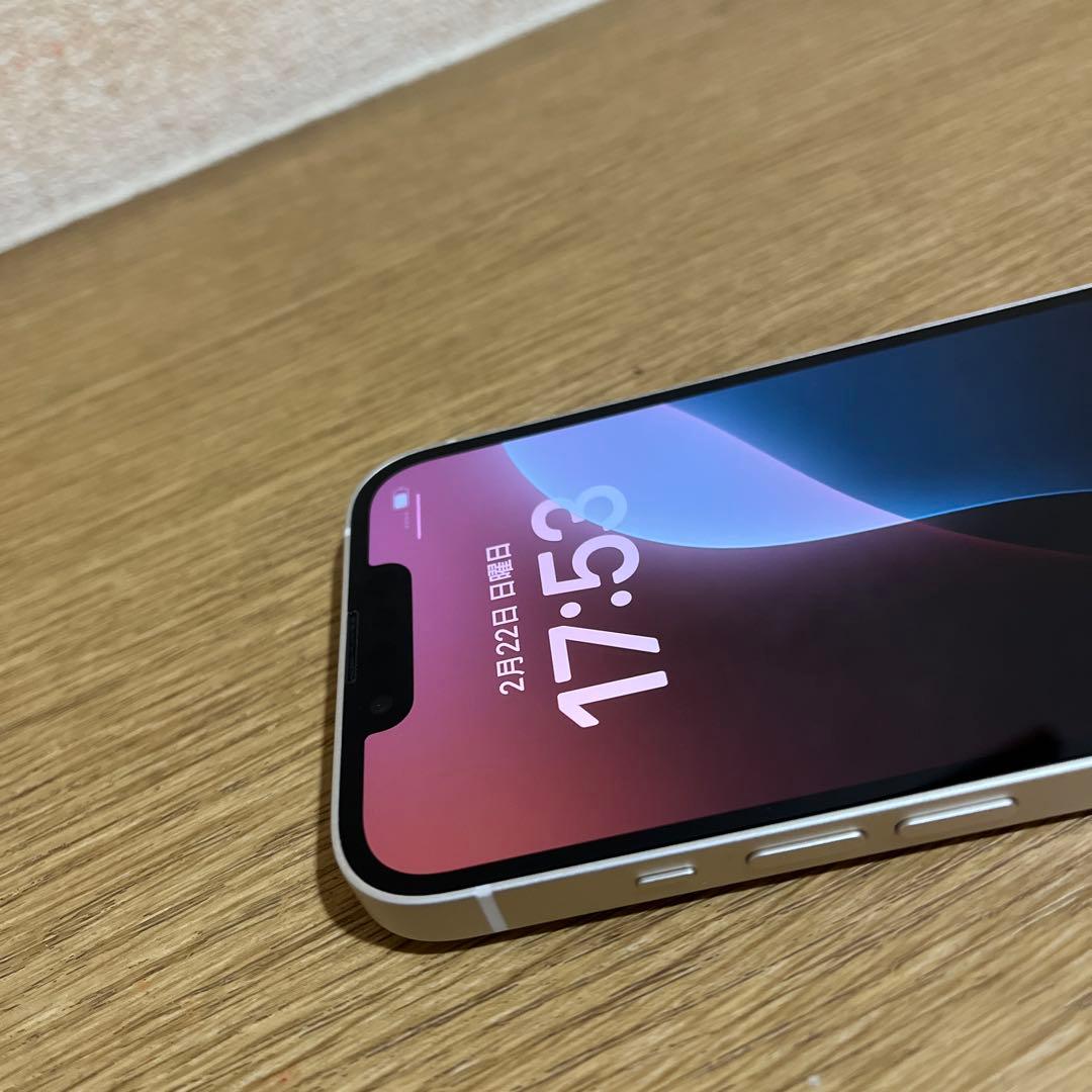 Apple iPhone 13 128GB　スターライト 国内版simフリー
