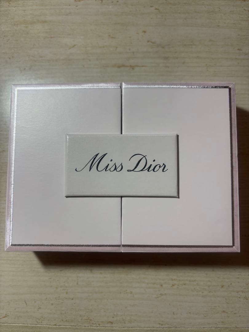 【新品未使用】Miss Dior ミス ディオール ワードローブ セット　限定