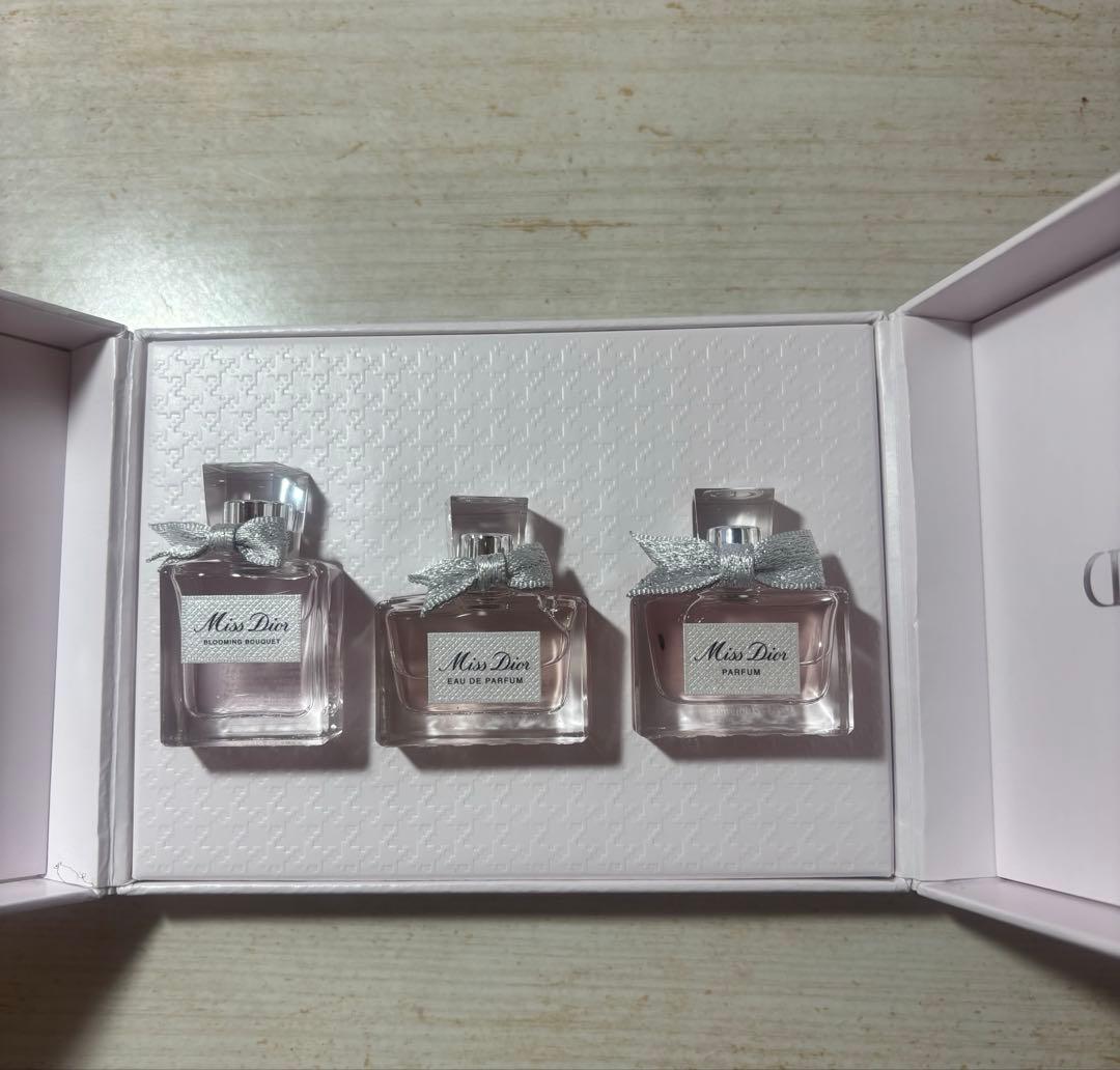 【新品未使用】Miss Dior ミス ディオール ワードローブ セット　限定