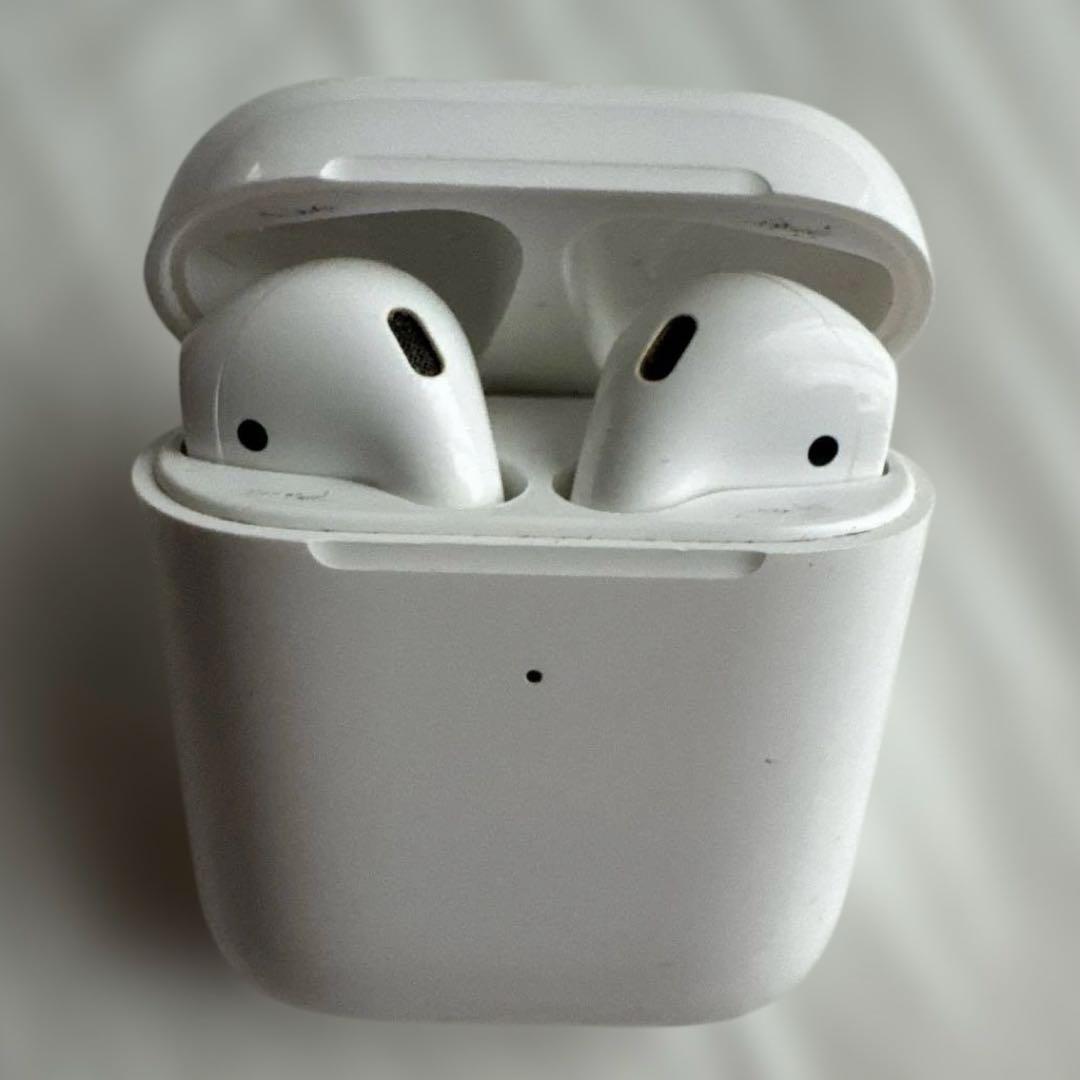 Apple純正 AirPods 第2世代 充電ケース付き 箱なし 動作確認済み