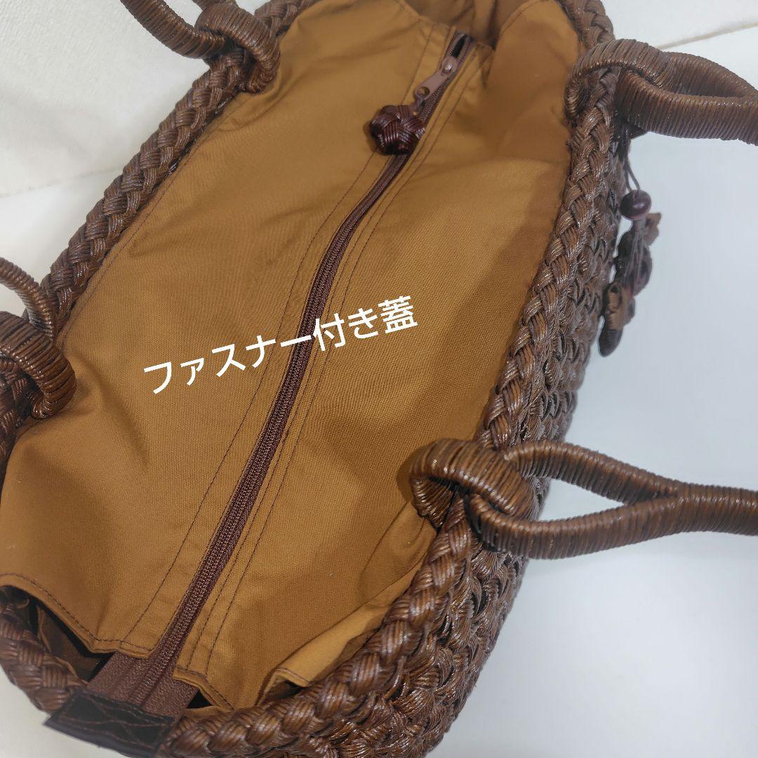 6本のクラフトで作った山葡萄風かごバッグ
