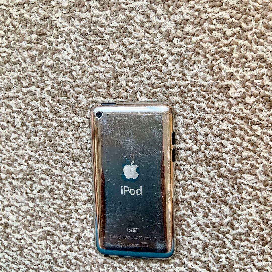 iPod touch 第4世代 64GB Apple アップル アイポッド本体r