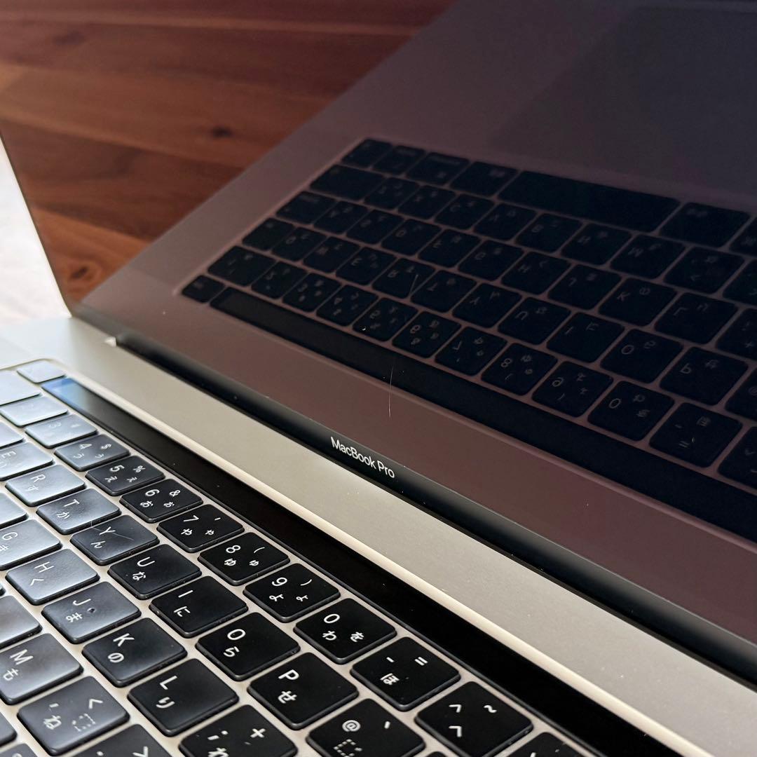 MacBook Pro 16 A2141 i7/32GB/512GB シルバー