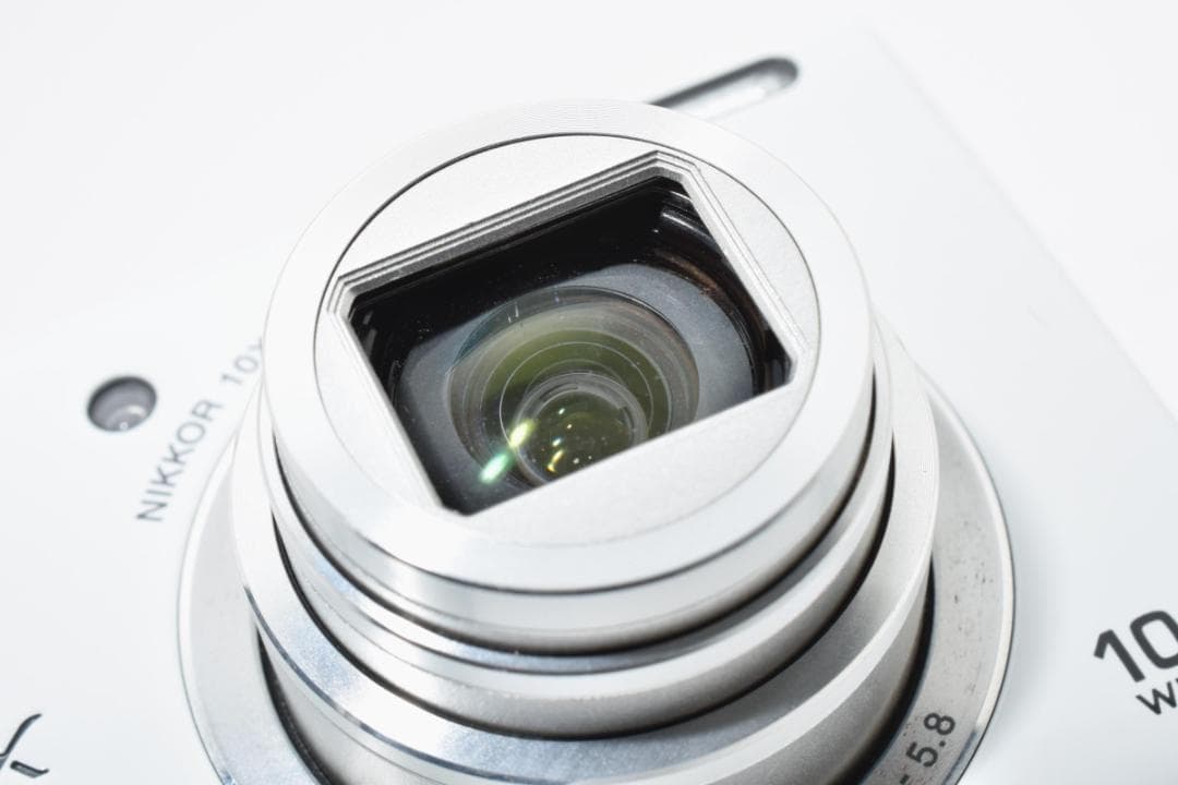 ■ 美品 ■ ニコン　Nikon COOLPIX S6200 ナチュラルホワイト