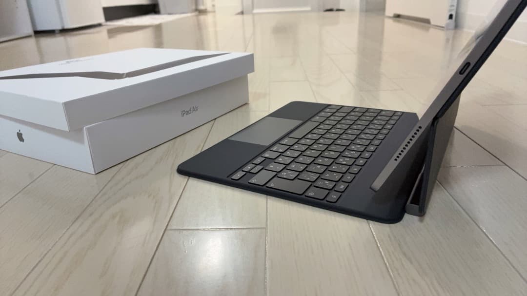 iPad Air M2 13インチ128GB Wi-Fi＋新型Keyboard