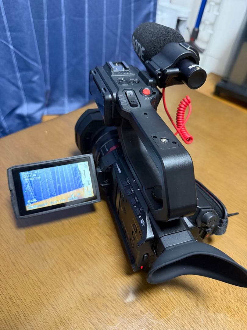 Panasonic 4K 業務用ビデオカメラ　HC-X2100
