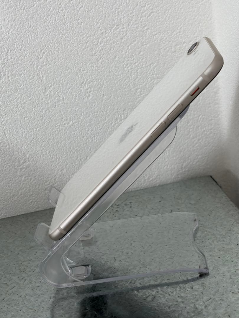Apple iPhoneSE3 ホワイト